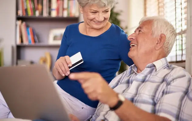 El pago de pensiones del IMSS e ISSSTE no se eliminará ni se cancelará, sólo se recorre / FREEPIK