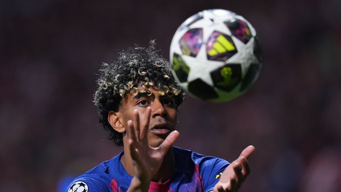 Lamine Yamal en el partido de Barcelona contra Atlético de Madrid en Champions League | AP