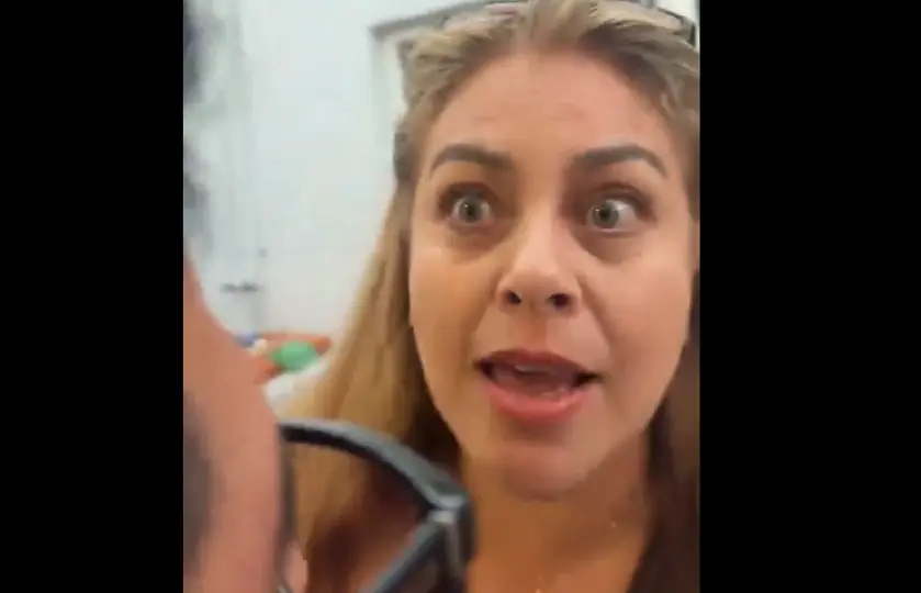 El caso fue bautizado en redes como “Lady Pitbull” y generó indignación por el lenguaje utilizado. / RS