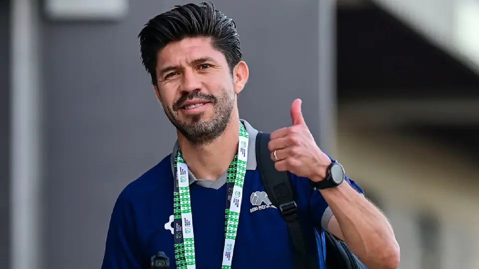 Oribe Peralta rompe el silencio sobre las polémicas fiestas de la Selección Mexicana