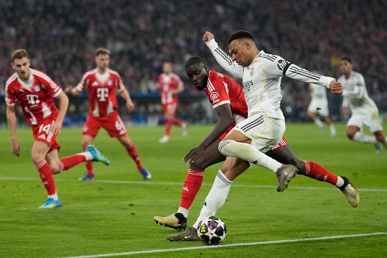 Kylian Mbappé en un disparo en el partido entre Bayern Munich y Real Madrid | AP