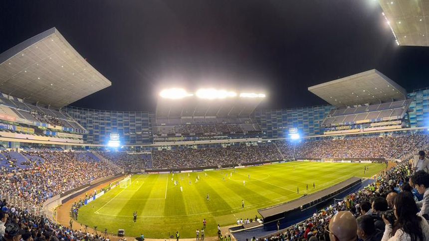 La afición lanzó el grito homofóbico en el Cruz Azul vs LAFC del Cuauhtémoc | ILIANY APARICIO