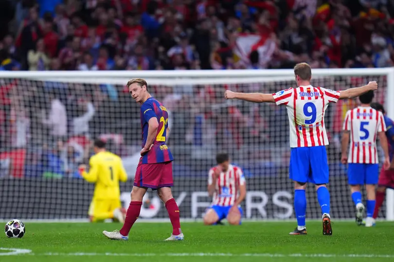 Frenkie de Jong en lamento tras la derrota de Barcelona ante Atlético de Madrid en Champions League | AP