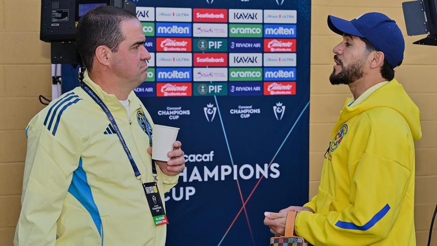 André Jardine y Henry Martin durante la Copa de Campeones Concacaf | MEXSPORT