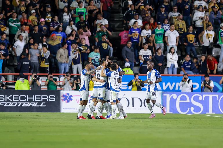 Jugadores de Pachuca celebrando el gol ante Pumas en Semifinales de Ida | MEXSPORT