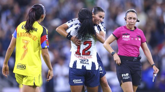 Jugadoras de Rayadas de Monterrey en celebración en la Final de ida contra América en el Clausura 2026 de la Liga MX Femenil | IMAGO 7