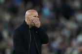 Arne Slot, frustrado por la derrota del Liverpool l AP