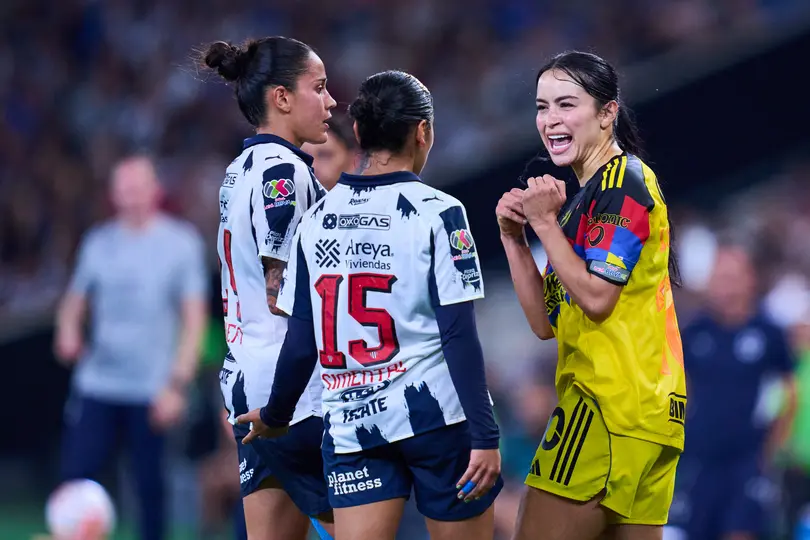 Sam Simental y Scarlett Camberos en la Final de ida entre Rayadas y América en la Liga MX Femenil | MEXSPORT