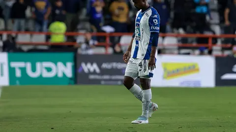 Bauermann salió del terreno de juego tras ser expulsado en la Semifinal entre Pachuca y Pumas | MEXSPORT