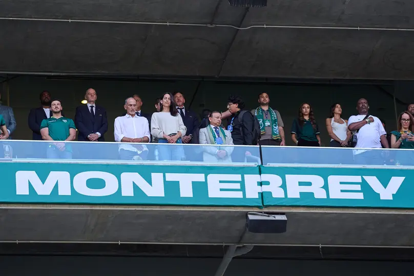 Gianni Infantino en el palco del Estadio BBVA en el repechaje el Mundial 2026 | MEXSPORT