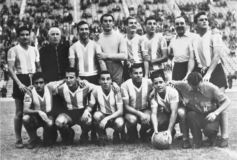 Selección de Argentina previo a partido del Mundial en Suecia 1958 | AFP