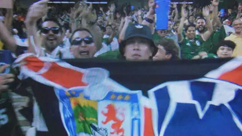 Afición de Rayados presente en el partido de Mundial| CARLOS PONCE