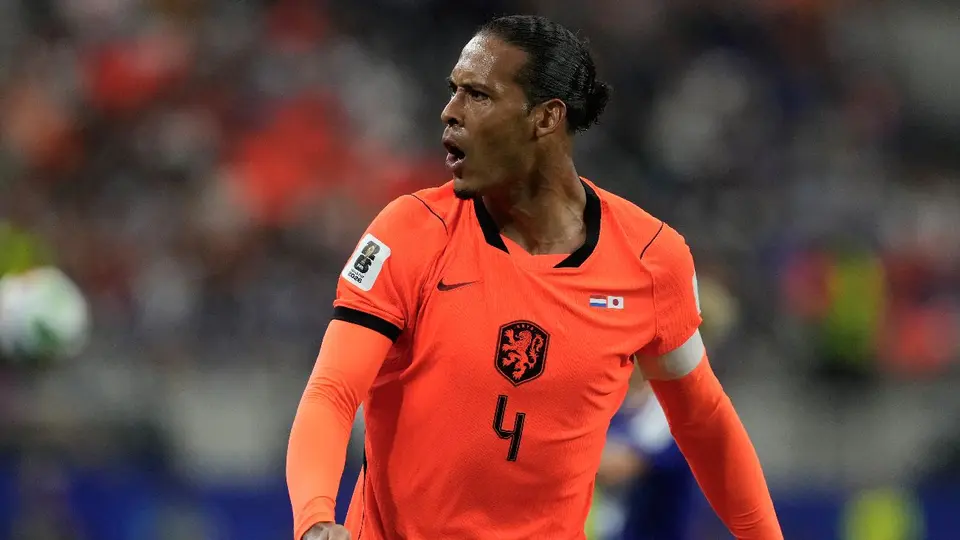 Virgil Van Dijk se lanza contra pausas de hidratación en el Mundial 2026: “Es para publicidad”