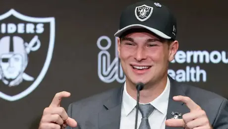 Fernando Mendoza sigue sin firmar con los Raiders: ¿qué está frenando su contrato?