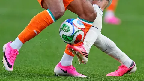 ¿Por qué los jugadores salen con tacos rosas al Mundial 2026?