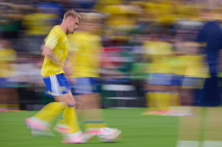 Suecia calentando antes de su partido ante Túnez en Monterrey | MEXSPORT