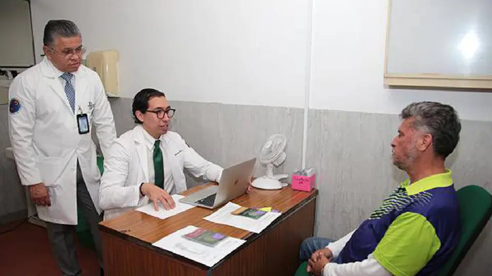 Proceso digital evita largas filas en las clínicas / @IMMS