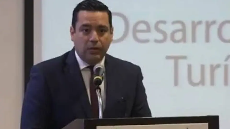 Octavio Jorge Cortés Jiménez, sujeto identificado por agredir a la empleada / RRSS