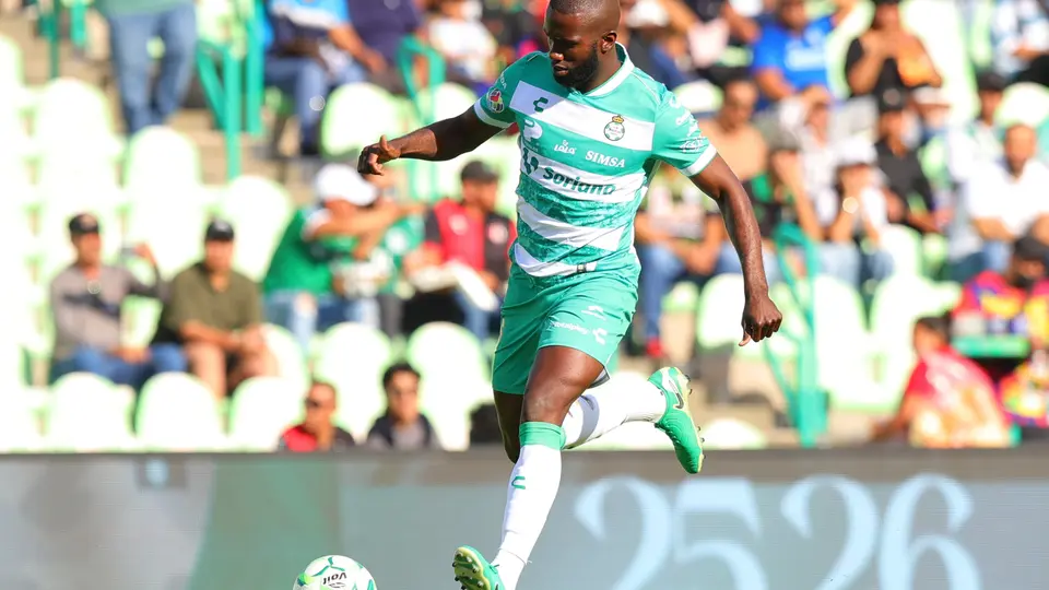Kevin Balanta en partido con Santos Laguna | MEXSPORT
