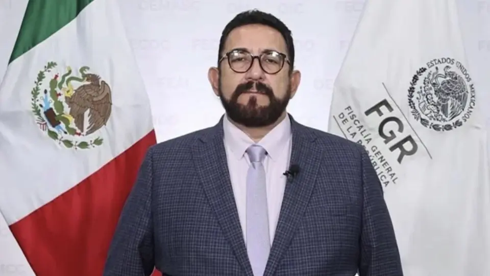 Lara permaneció poco más de seis meses como fiscal especial / Redes