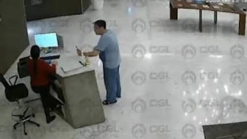 El sujeto es identificado como Octavio Cortés, agresor de la empleada del hotel de Santa Fé / Captura de pantalla