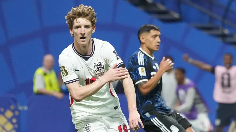 Antony Gordon en celebración con la Selección de Inglaterra | AP