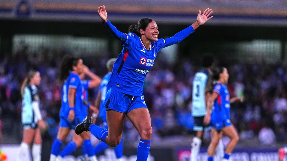 Aerial Chavarin en su etapa con Cruz Azul | IMAGO7