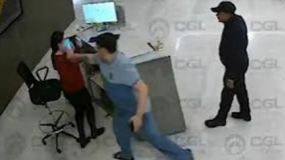 El hombre que agredió a la recepcionista fue identificado como Jorge Octavio Cortez Jiménez, empresario originario de Mazatlán / Especial