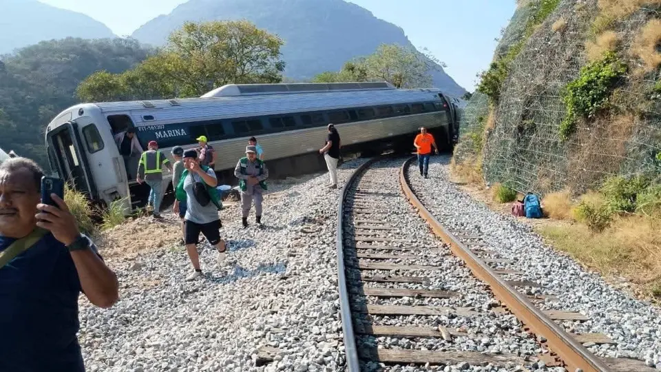 El accidente ocurre en el tramo donde en diciembre pasado se descarriló el tren con pasajeros / Especial