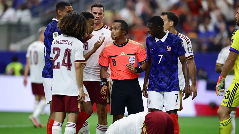 Ivan Barton en el partido de España contra Francia en el Mundial 2026 | MEXSPORT