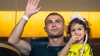 ¿Desde la grada? Cristiano Ronaldo festeja el gol del Al-Nassr