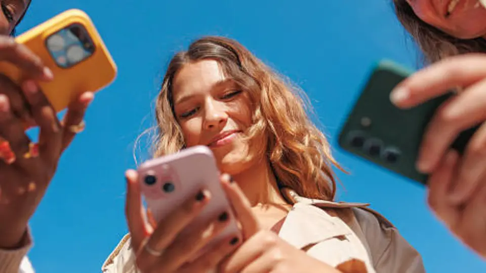 No registrar tu línea celular podría provocar la suspensión del servicio y afectar el acceso a aplicaciones que utilizan tu número para verificar tu identidad. / iStock