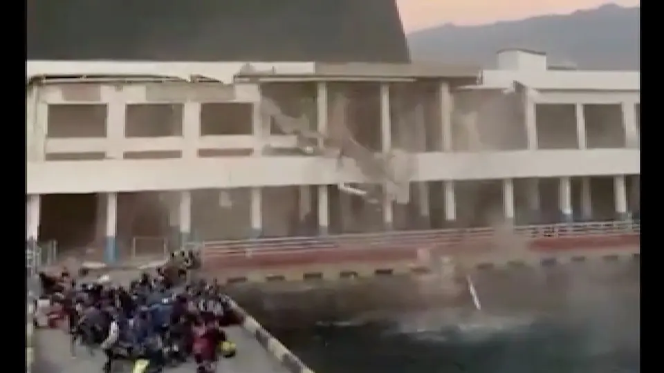 Un nuevo movimiento telúrico de magnitud 6.9 sacudió la isla de Sumatra / Especial