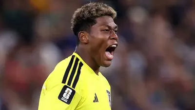 Fichaje de Zion Suzuki al PSG se cae debido a problemas