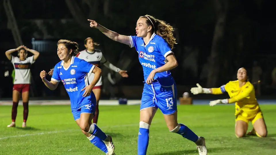 Cruz Azul Femenil vence al Atlante con doblete incluido de Daniela Calderón