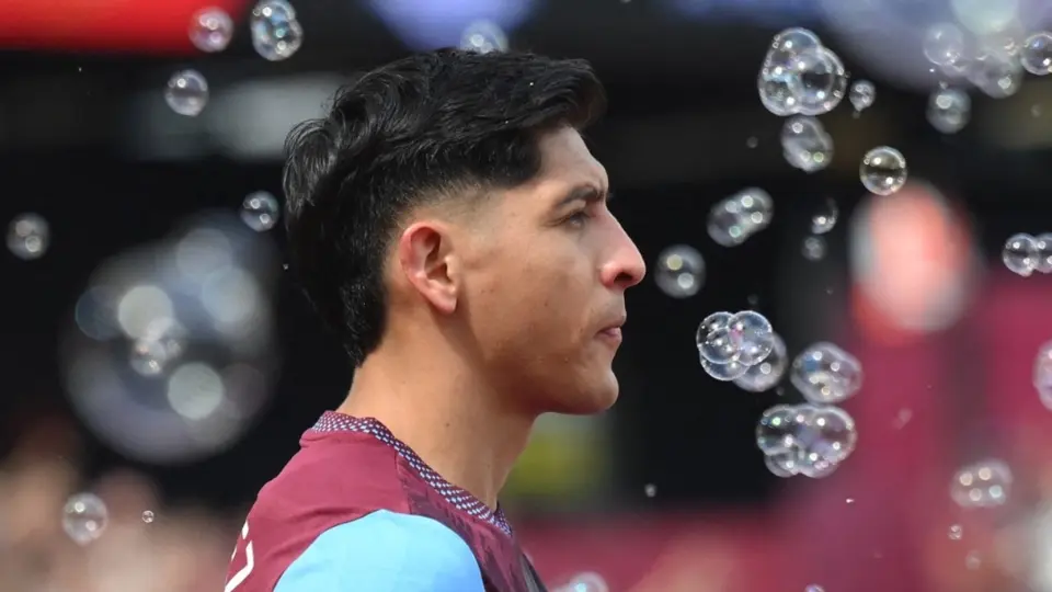 ¿Borrado? Edson Álvarez no fue convocado con West Ham para la Copa de la Liga