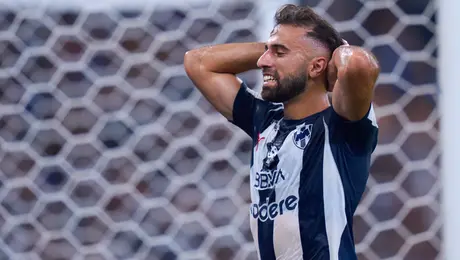 Rayados, con tres bajas para recibir a Cruz Azul