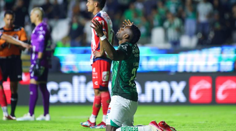 Doblete de Cambindo | MEXSPORT