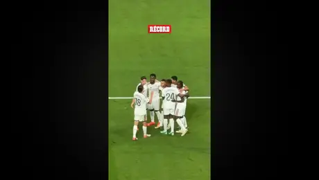 Celebración de Mbappé y Bellingham contra el Rayo Vallecano