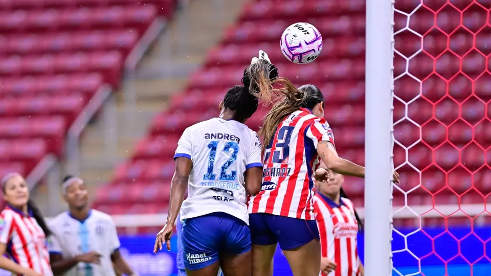 Jermaine Seoposenwe en el partido de Rayadas contra Chivas | MEXSPORT