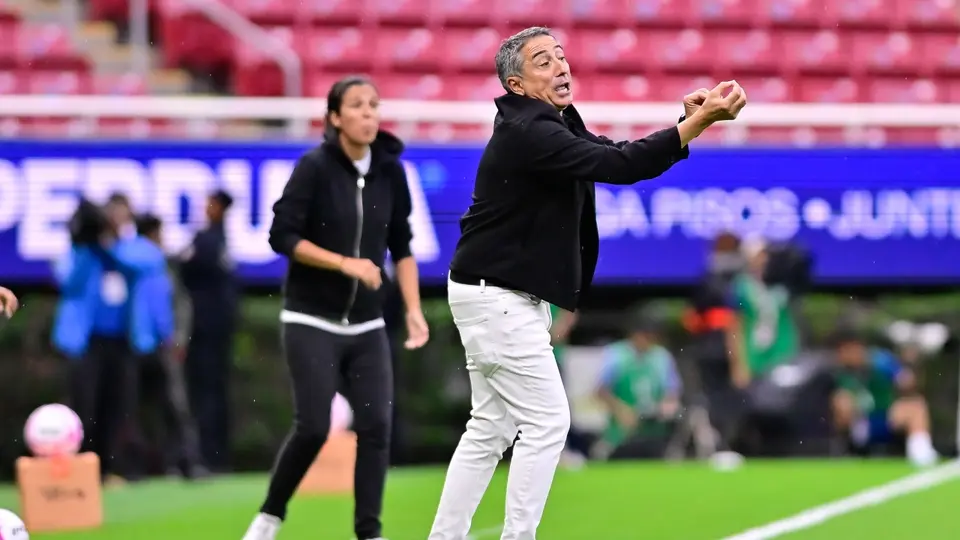 Antonio Contreras en el partido de Chivas contra Rayadas | MEXSPORT