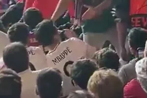 ¡Infiltrados! Aficionados del Real Madrid fueron captados en el encuentro de Champions del Barcelona