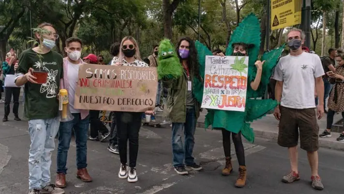 Prohibida venta de marihuana y alcohol en CDMX durante el 4/20