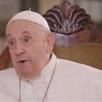 Papa Francisco murió por un derrame cerebral, confirmó el Vaticano