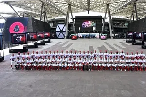 Alfredo Harp Helú y los Diablos Rojos celebran el Día de Star Wars