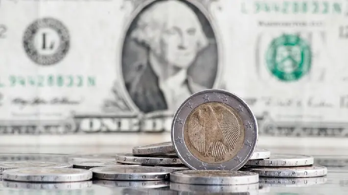 ¿Cambiarás dólares? Cierra con ganancias el peso este viernes 9 de mayo