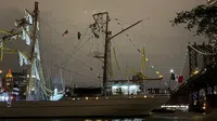 Marinos mexicanos quedan colgando tras choque de Buque Cuauhtémoc con Puente de Brooklyn, en Nueva York