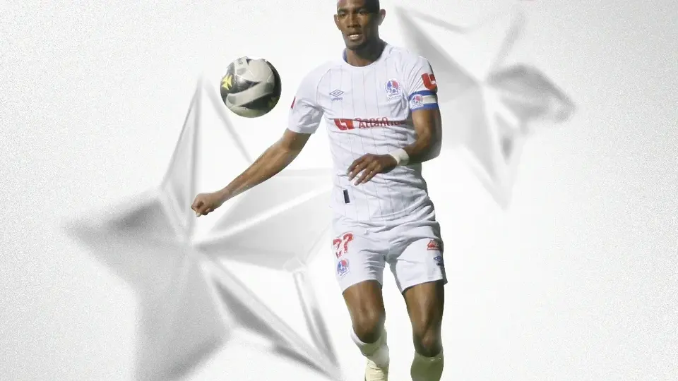 ¡Se volvió loco! Jerry Bengtson, exseleccionado hondureño, protagoniza golpe a un aficionado