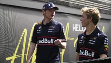 ¿Extraña a Checo? Max Verstappen cree que Liam Lawson "sería más veloz en Racing Bulls"