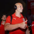 ¡Titular y capitán! Javier Chicharito Hernández comandara a Chivas en el Clásico Nacional